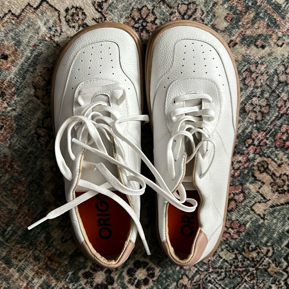 Origo white leather barefoot shoes women